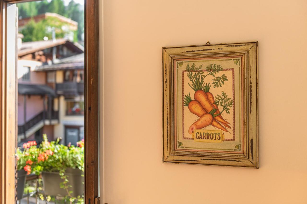 Hotel Diffuso Locanda Elisa Dimaro Buitenkant foto