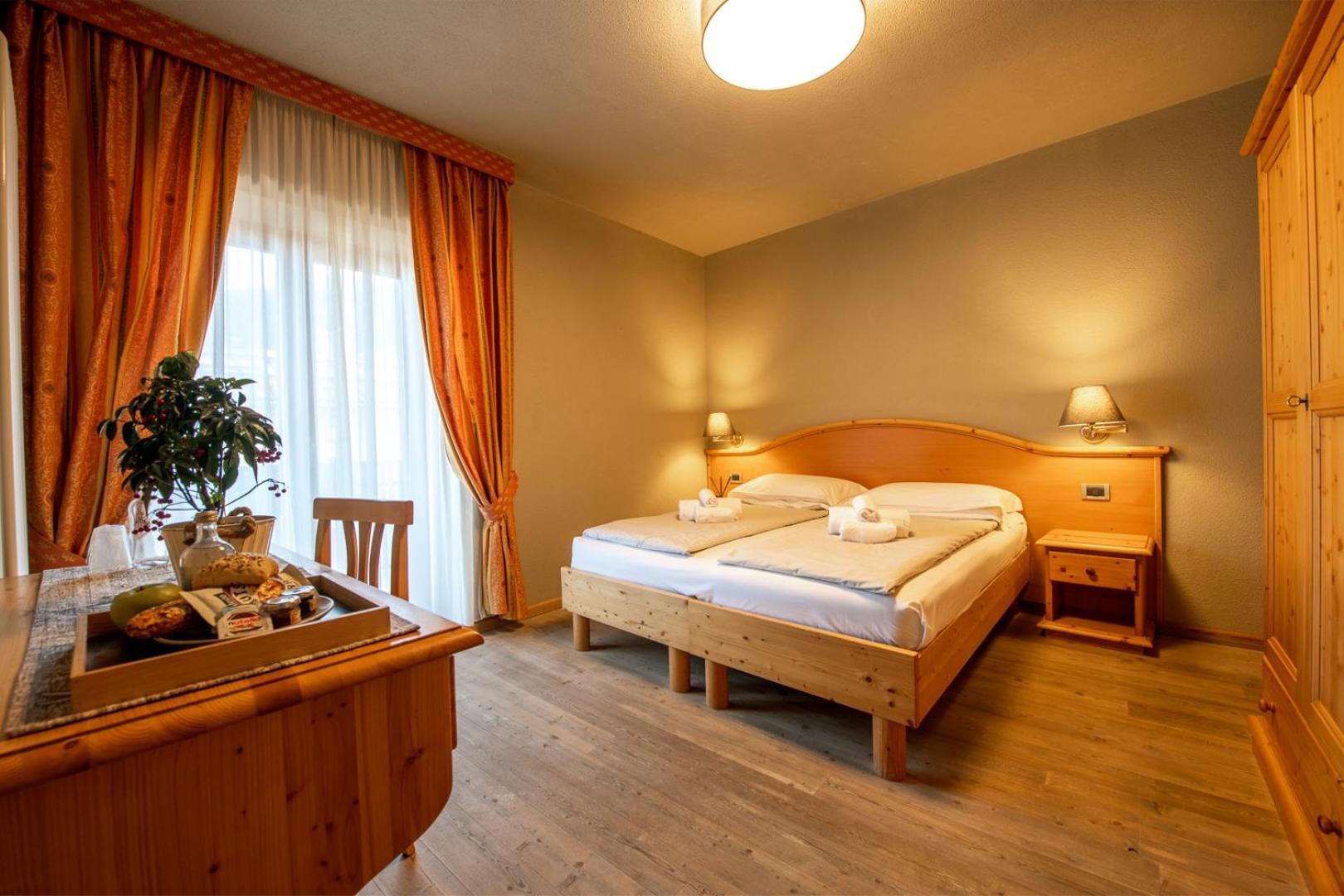 Hotel Diffuso Locanda Elisa Dimaro Buitenkant foto